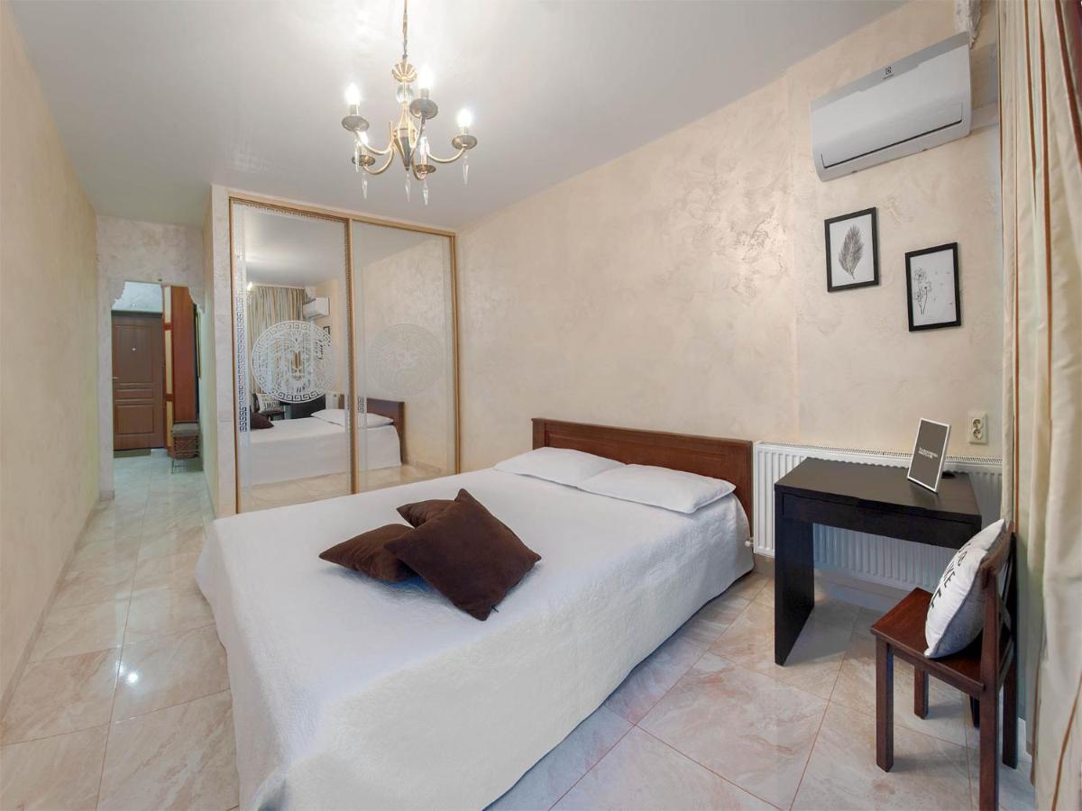 Apart Hotel Sweet Home Львов Экстерьер фото