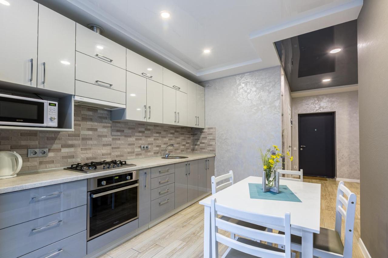 Apart Hotel Sweet Home Львов Экстерьер фото